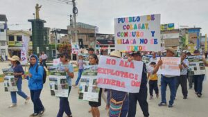 Cientos de ciudadanos marcharon en Jaén contra "minería ilegal, informal y formal" en la Amazonía